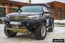 Toyota HiLux Arctic Trucks